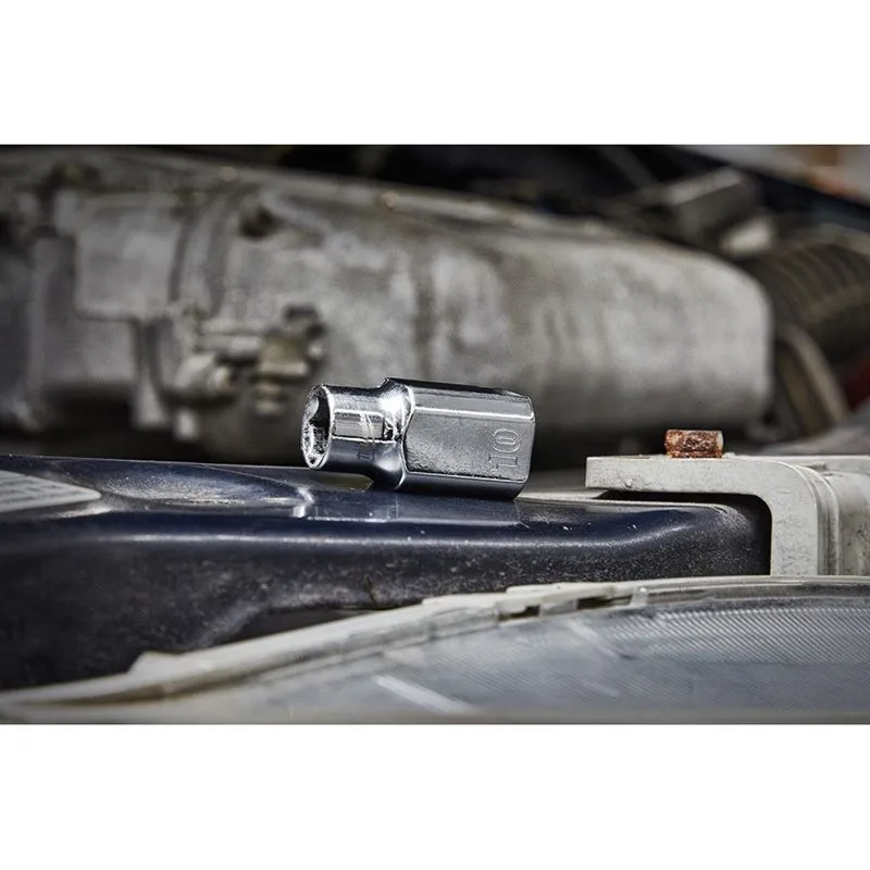 48-22-9010 47 pc. 1/2 in. Socket Wrench Set (SAE  Metric)