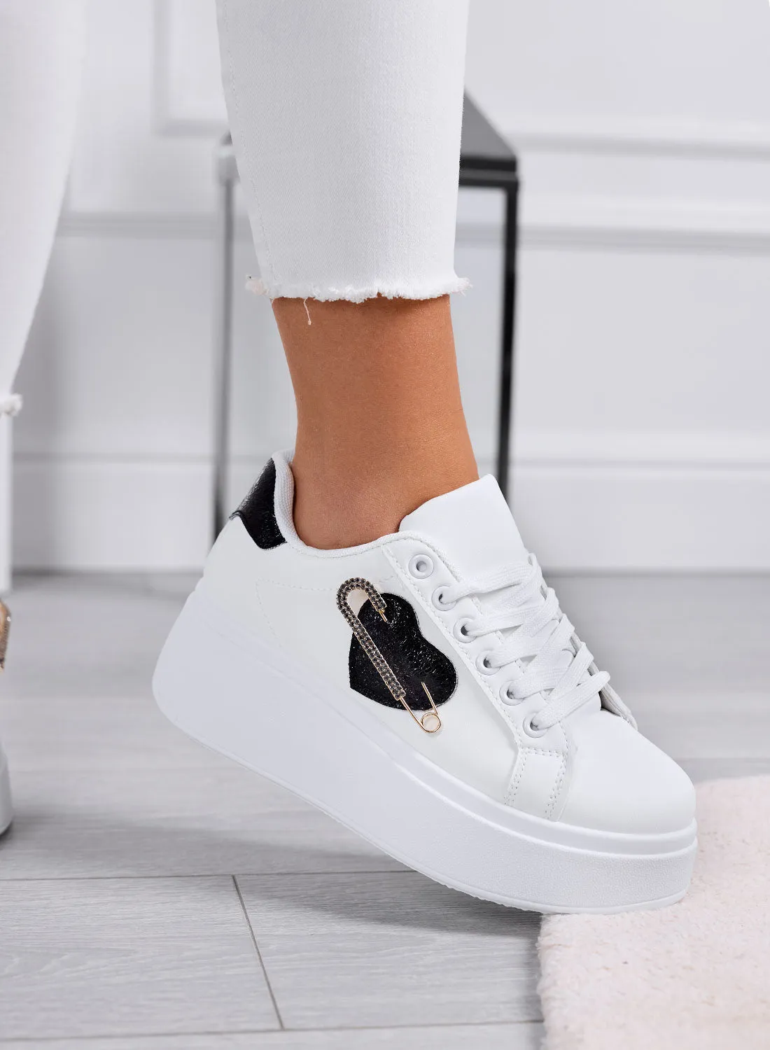 AURELIA - White Platform Sneakers with Jewel Pin Application