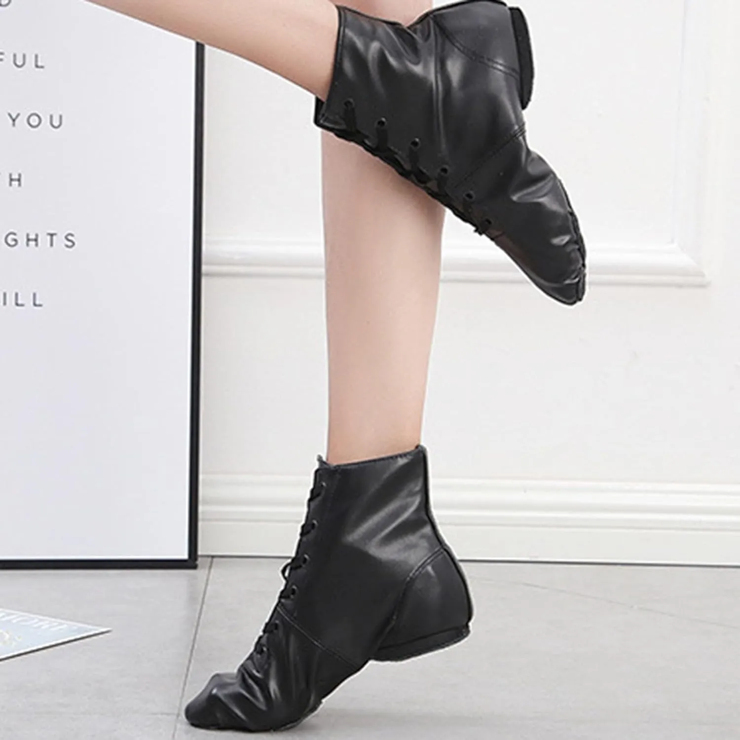 Children's Pu Dance Shoes Soft Sole Trainers Ballet Shoes Sandals Jazz Dance Shoes Fashion Boots Modern Girl Boots