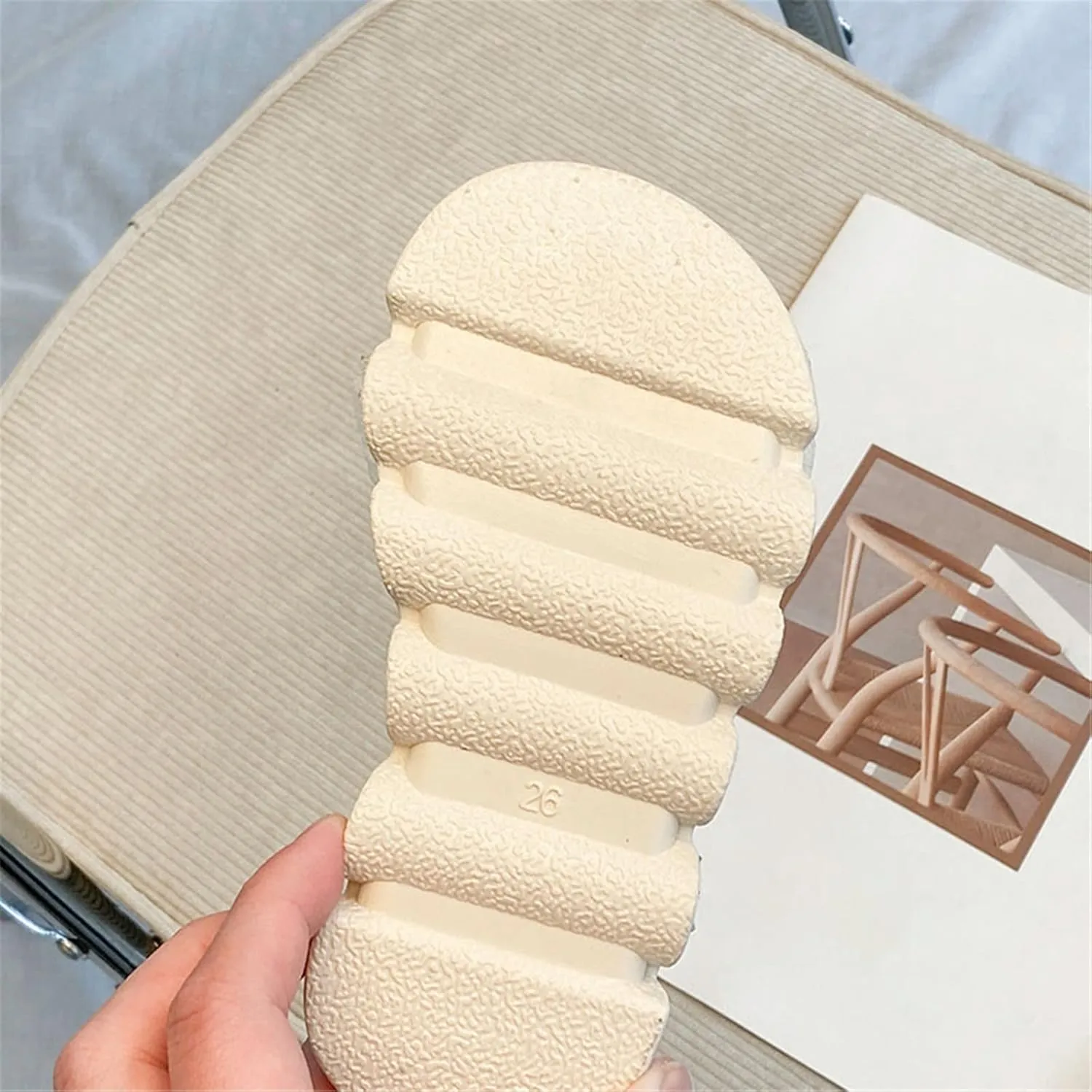 Girl's Flower Flat Sandals Cute Summer Shoes Open Toe Ankle Strap Bowknot Dress Sandals for Kids (Little Kid/Big Kid) (Beige, 3 Big Kids)