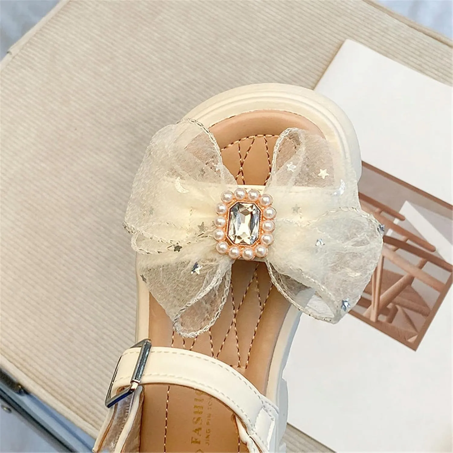Girl's Flower Flat Sandals Cute Summer Shoes Open Toe Ankle Strap Bowknot Dress Sandals for Kids (Little Kid/Big Kid) (Beige, 3 Big Kids)