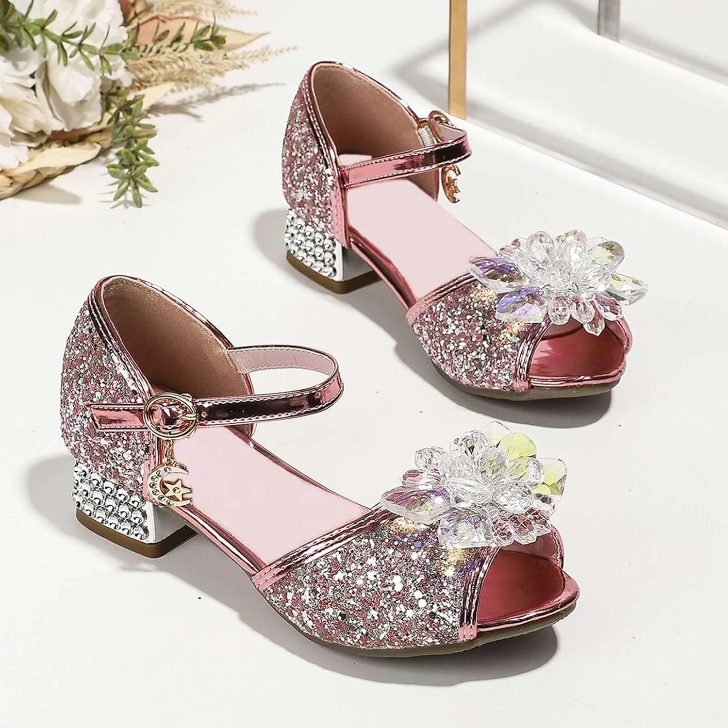 Girls Sandals Low Heel Girls Sandals Children Crystal Shoes Medium And Large Children Soft Bottom Princess Shoes