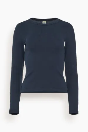Max Tee in Navy