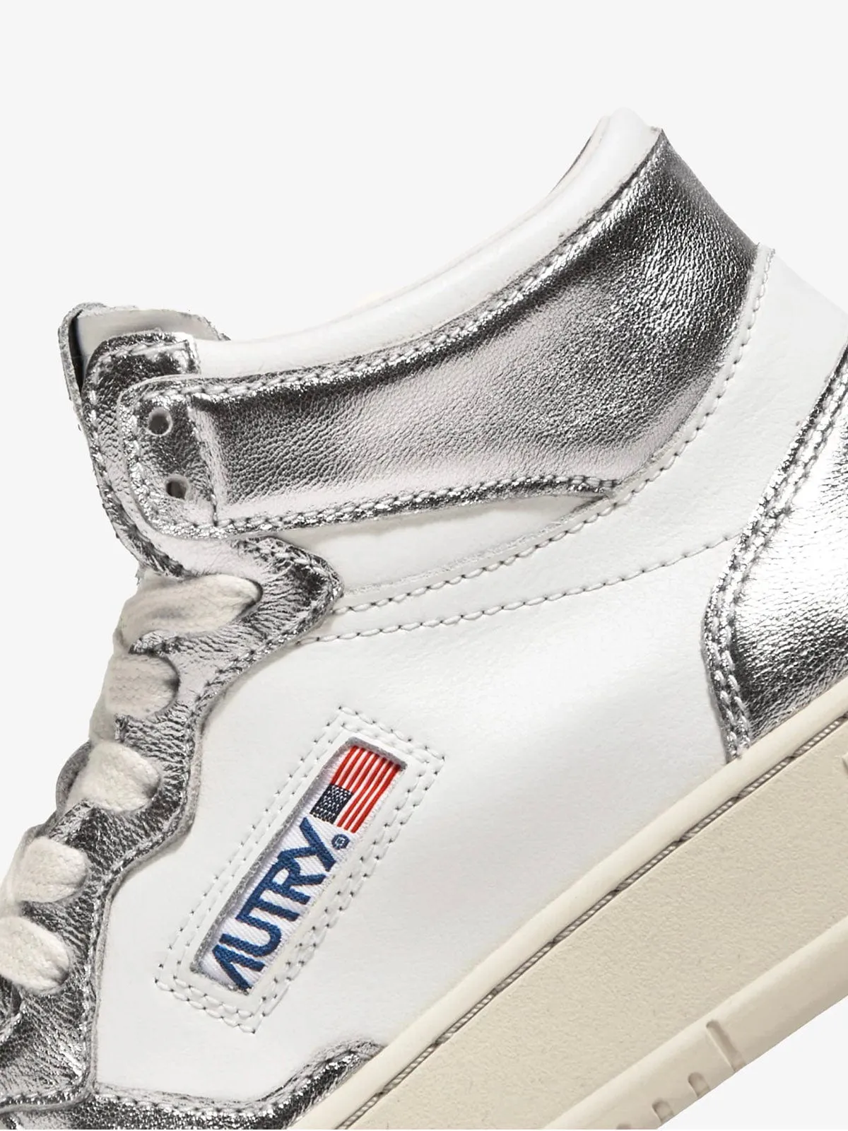 Medalist Mid Top Trainer- Silver
