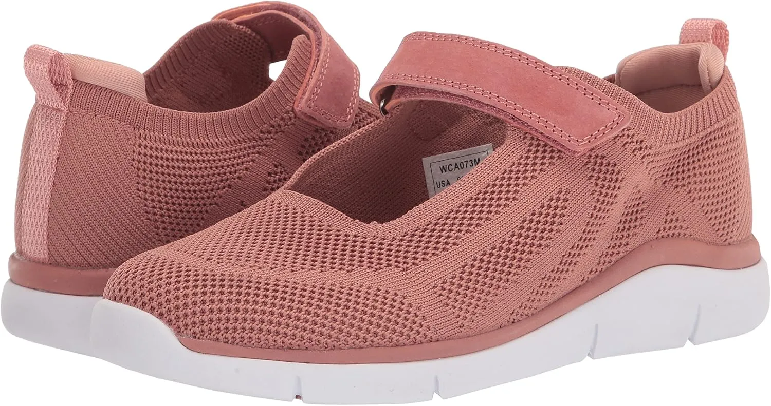 Propt Women's Savannah Sneaker
