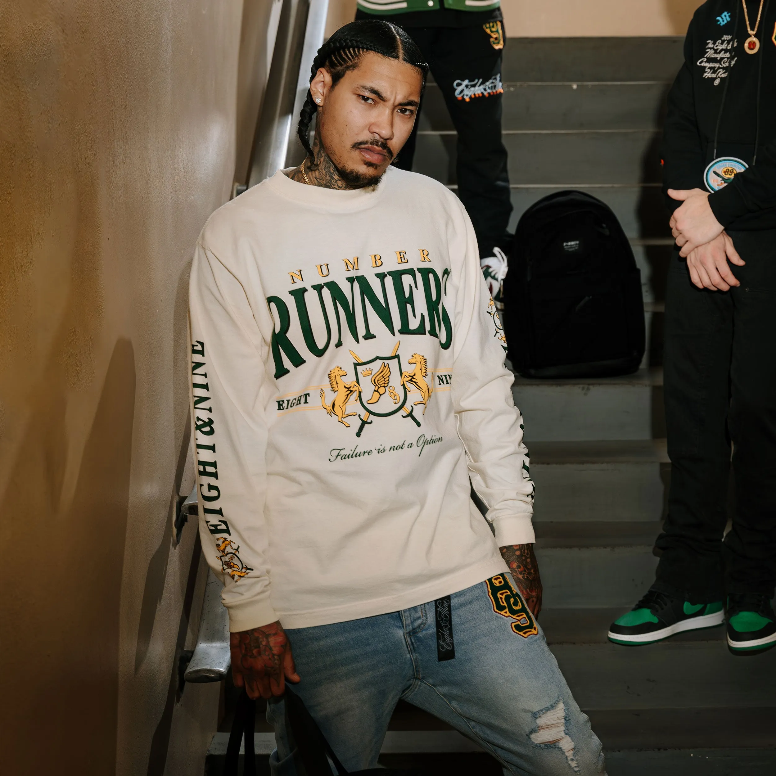 Runners Cream Long Sleeve Tee