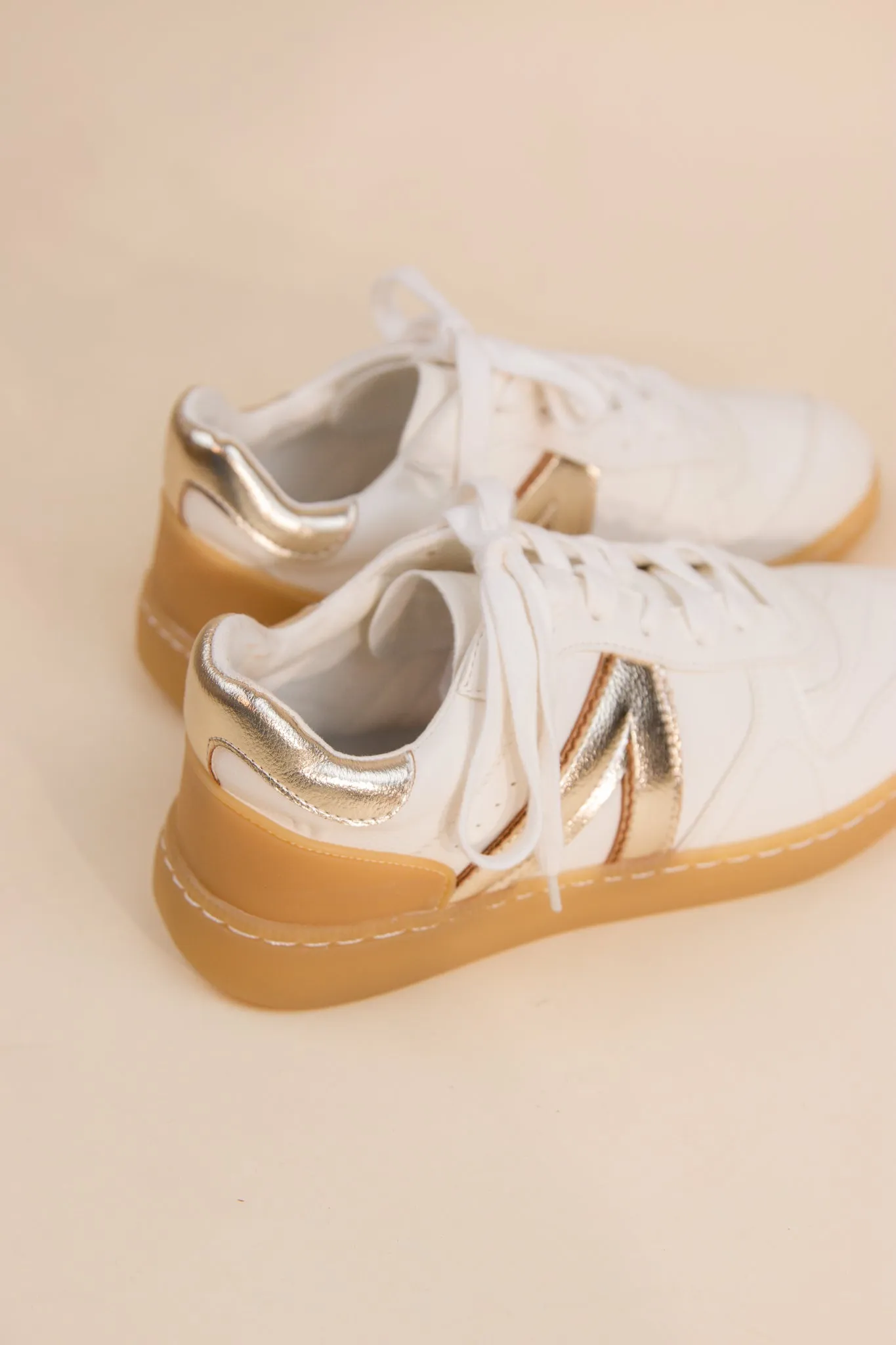 Vesta Sneaker