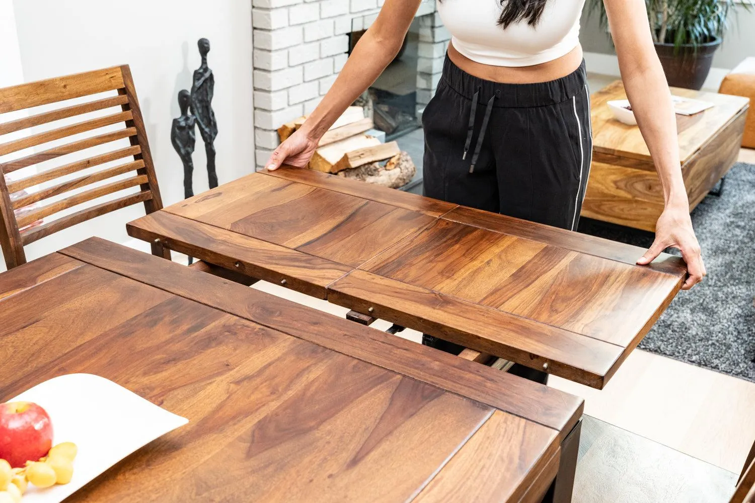 Vistaar Dining Table - One Extension
