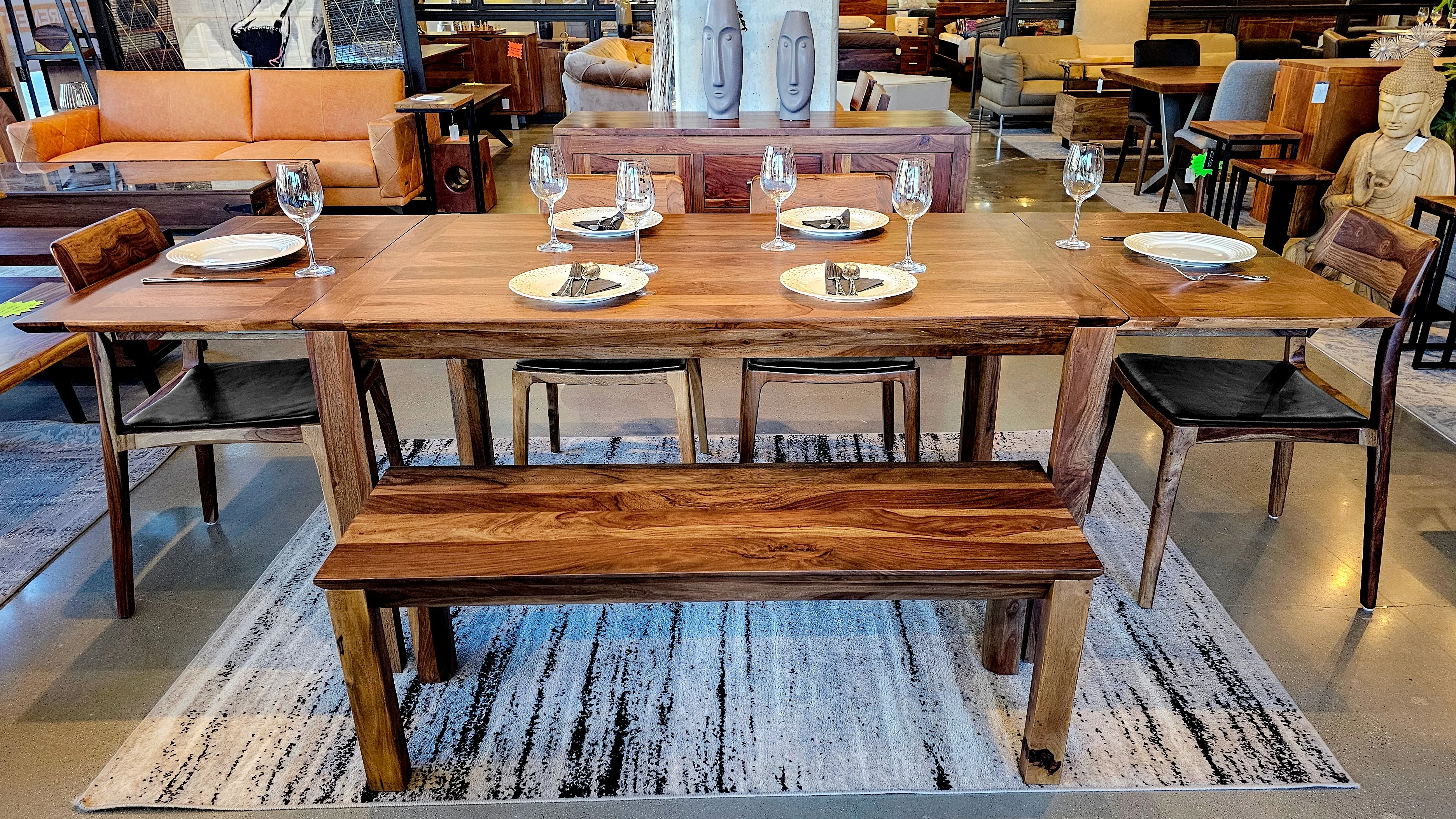 Vistaar Dining Table - Two Extensions
