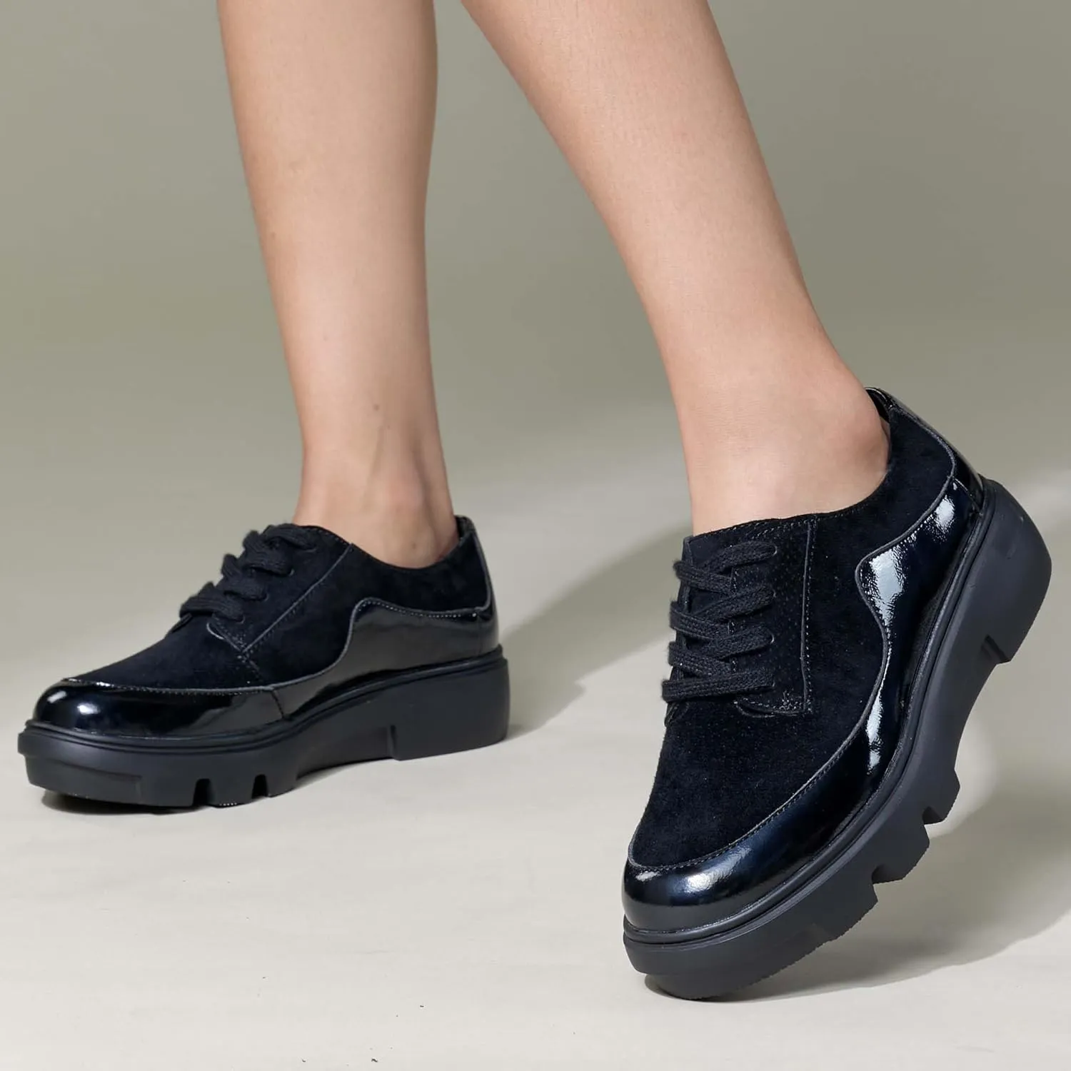 Women's Round Toe Lace-up Skateboarding Shoes Fashion Color Blocking Thick Bottom Loafers Casual Sneakers-Outdoor Walking Shoes-Women's Shoes