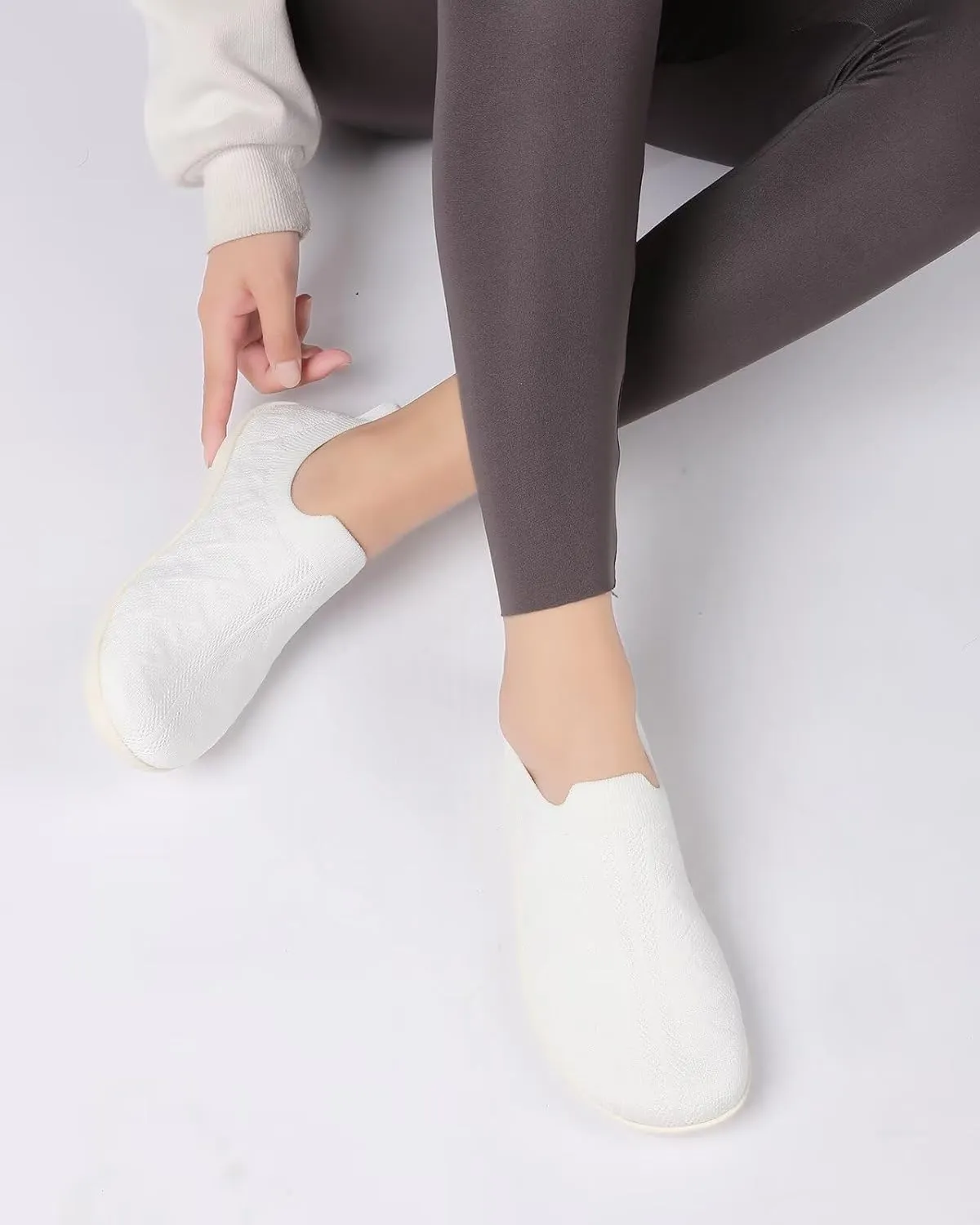 Women's Wide Toe Minimalist Barefoot Walking Slip-on Shoes Casual Sneakers Tennis Gym Athletic Flats Shoes