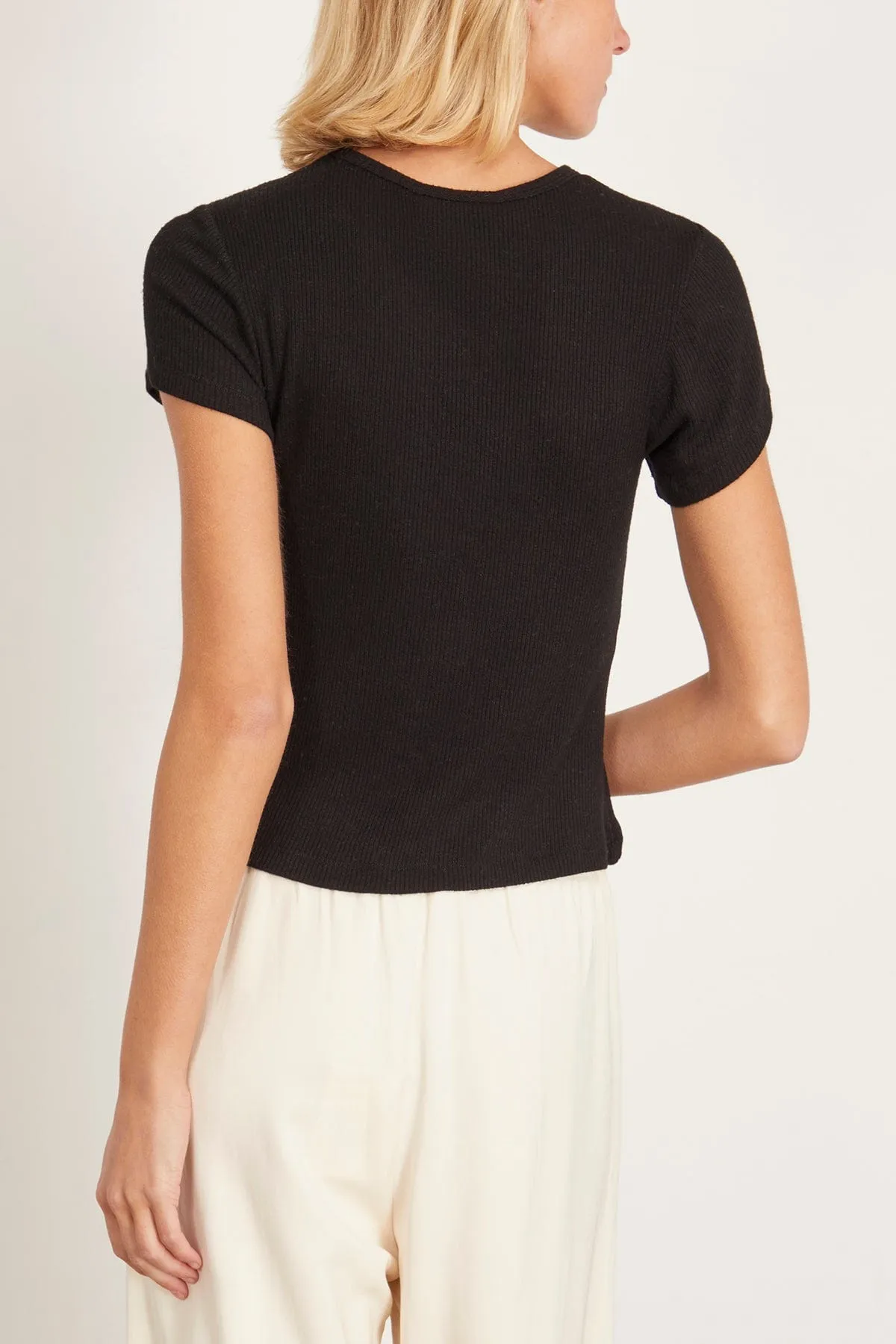 Yael Cropped Crew Neck Baby Tee in Black