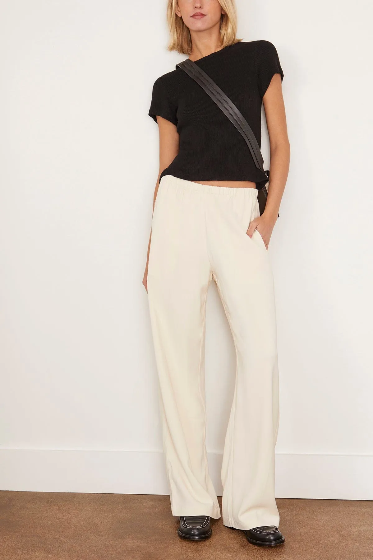 Yael Cropped Crew Neck Baby Tee in Black
